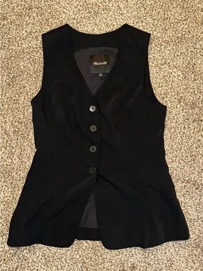 Madewell Black Sleeveless Button Front Vest